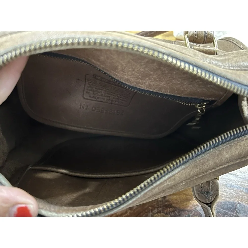 Coach bag has